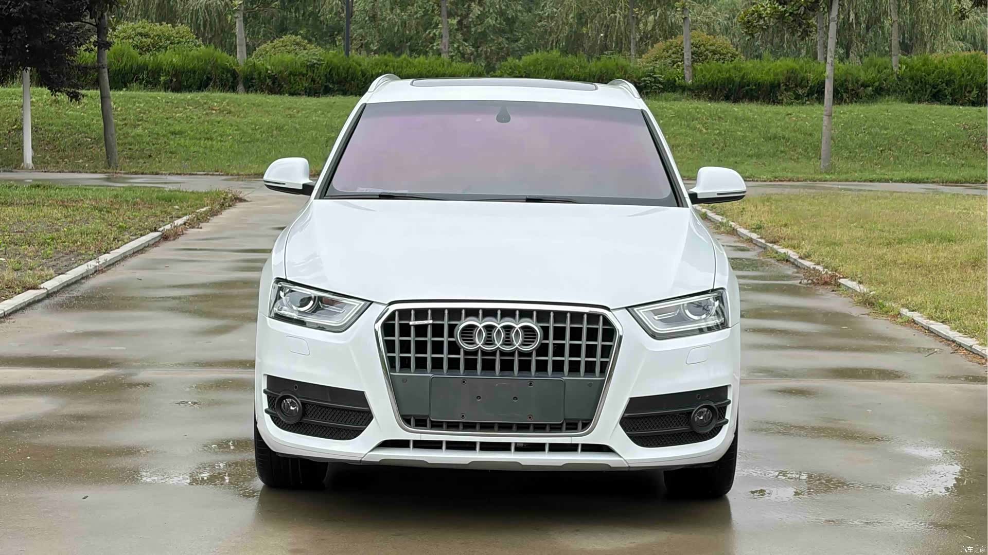 Audi Q3, 2016 2