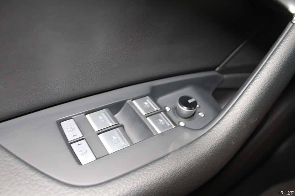 Audi A6L, 2025 14