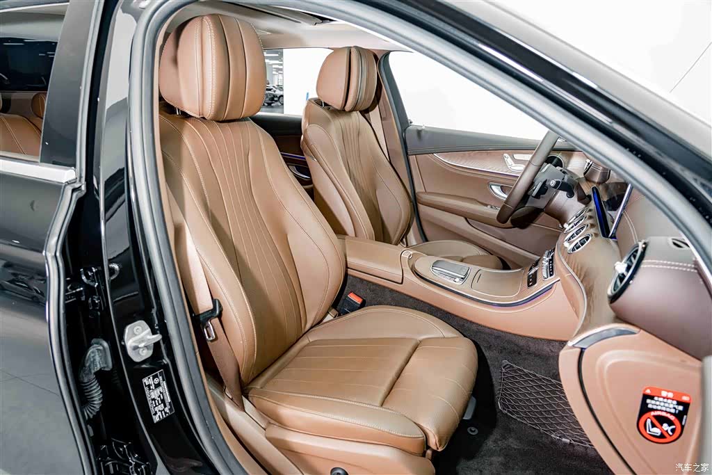 Mercedes-Benz E-Class, 2018 18