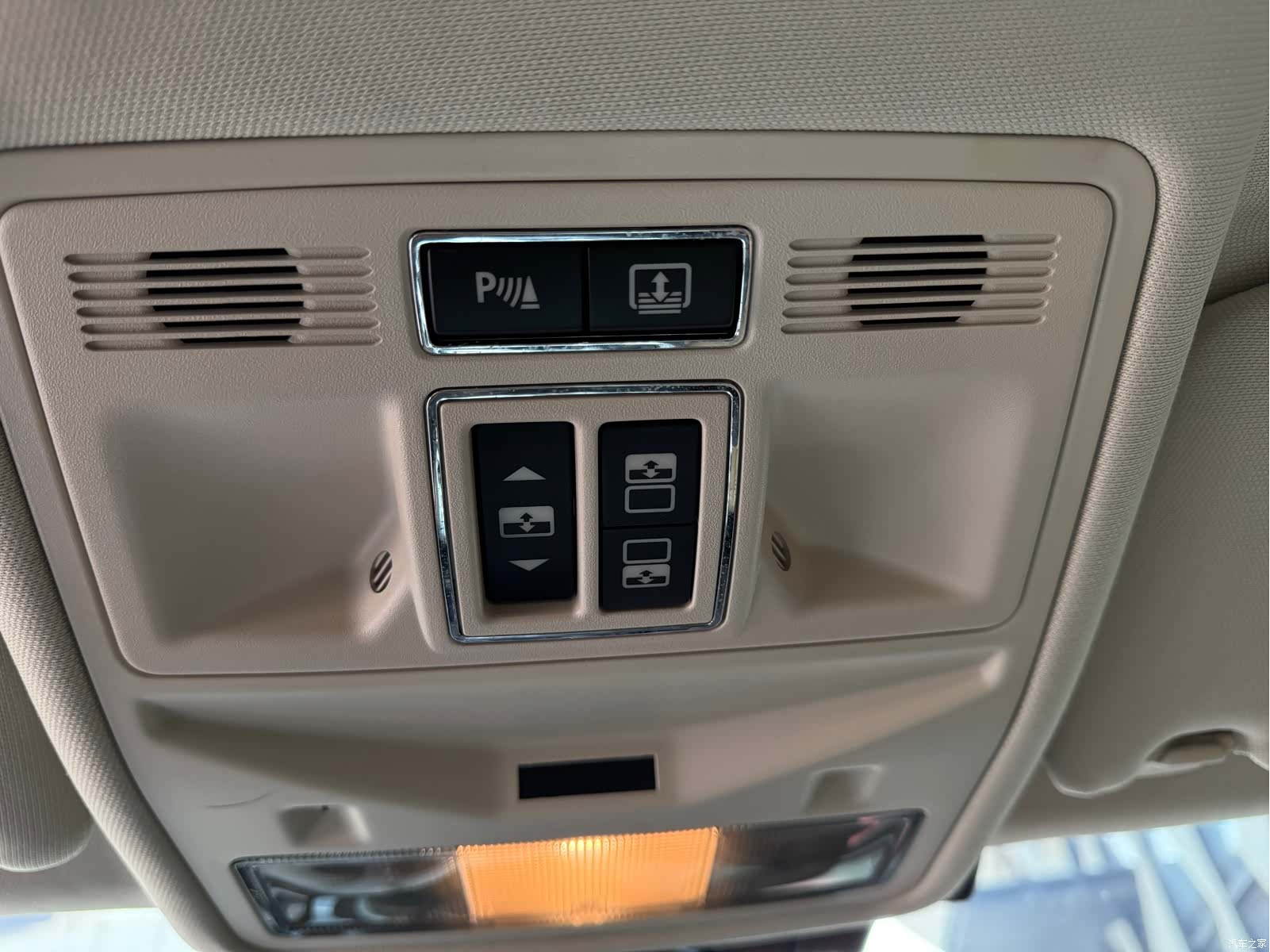 Jaguar XJ, 2014 12