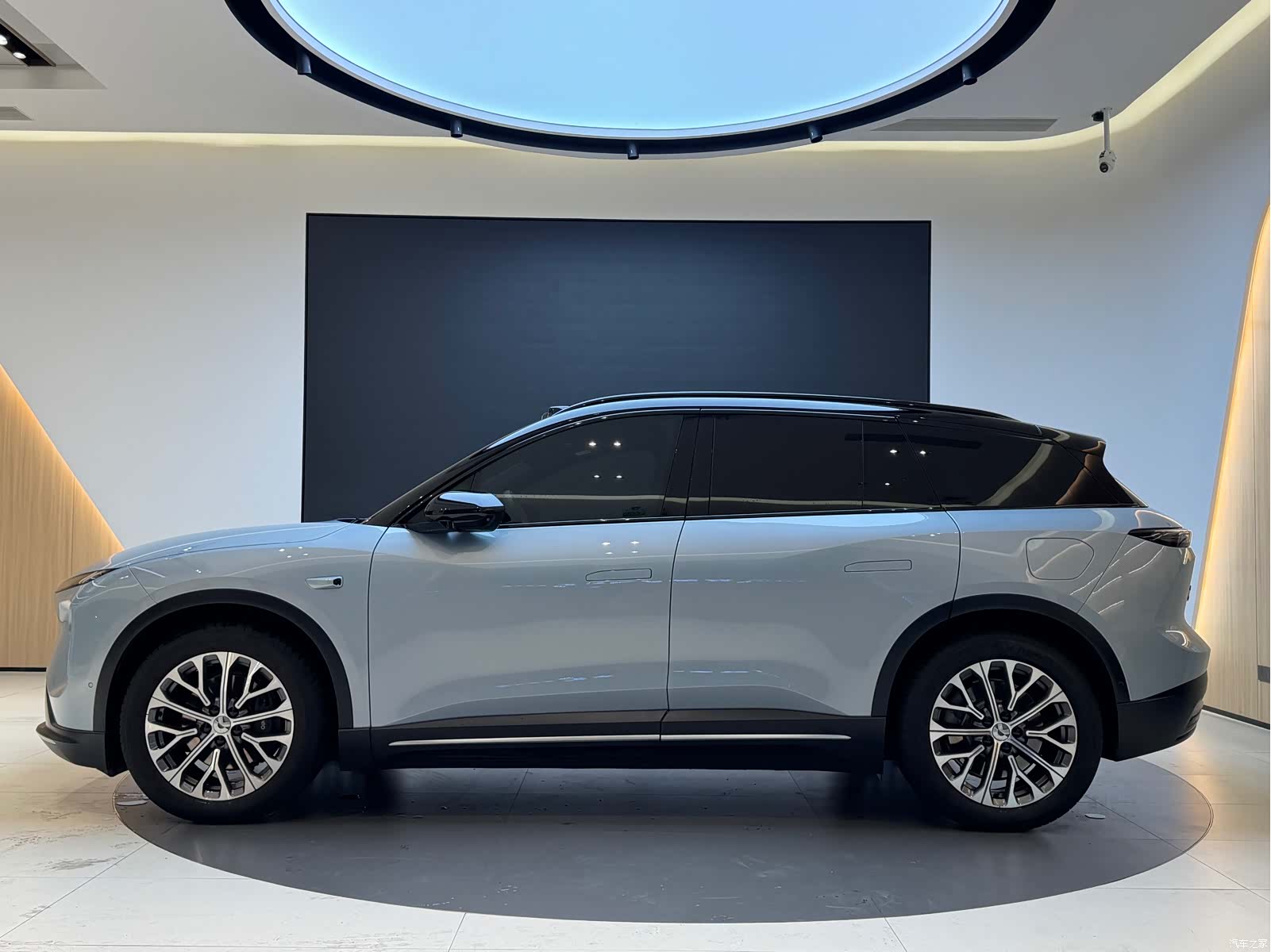 NIO ES6, 2024 3