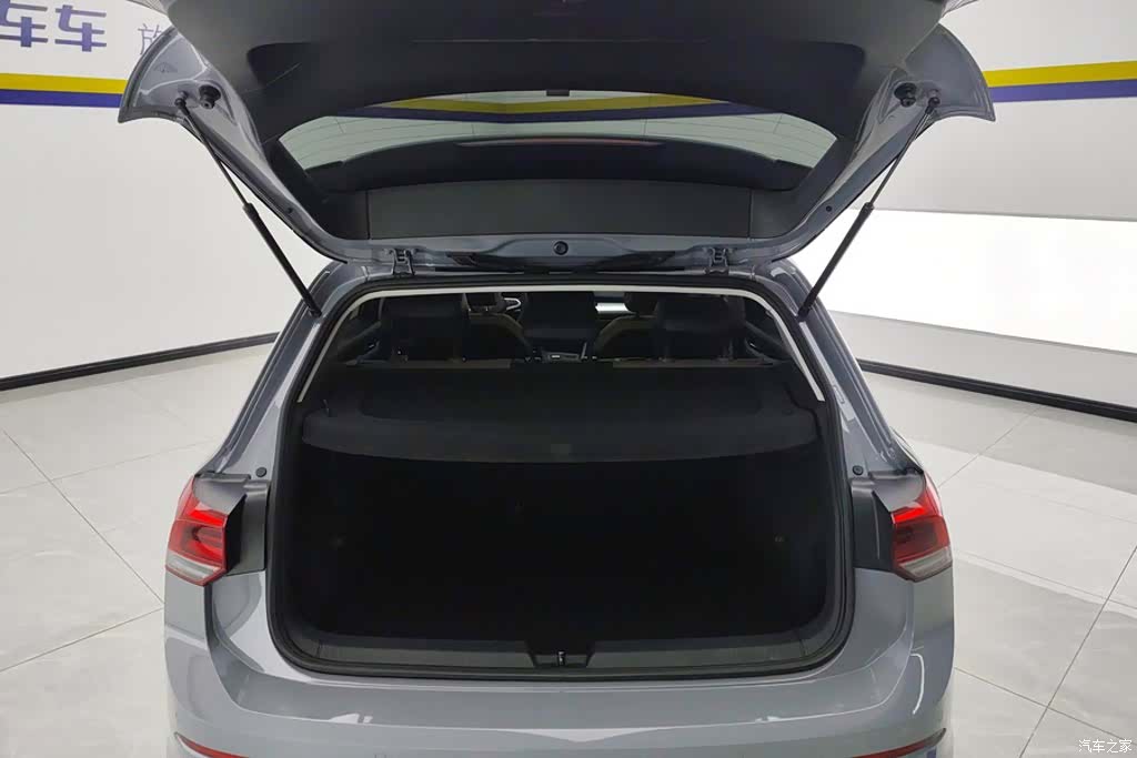 Volkswagen Golf, 2022 4