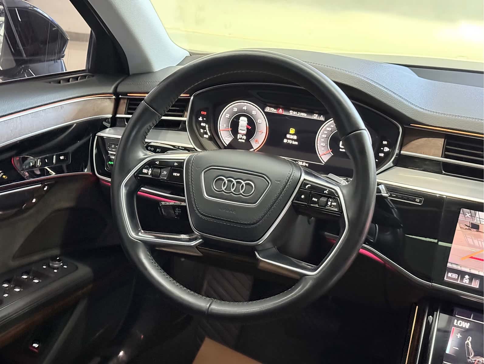 Audi A8L, 2019 все фото