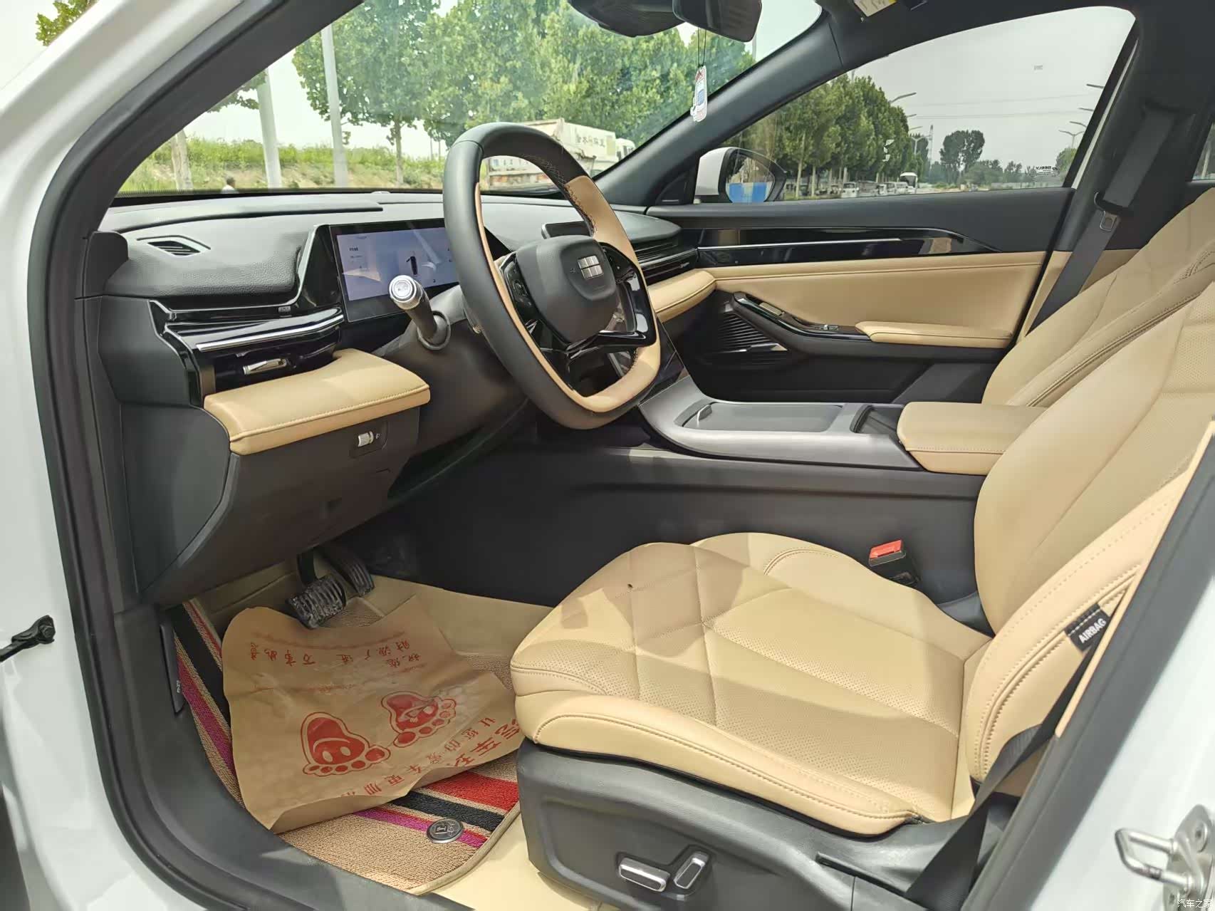 Geely Galaxy L6, 2024 8