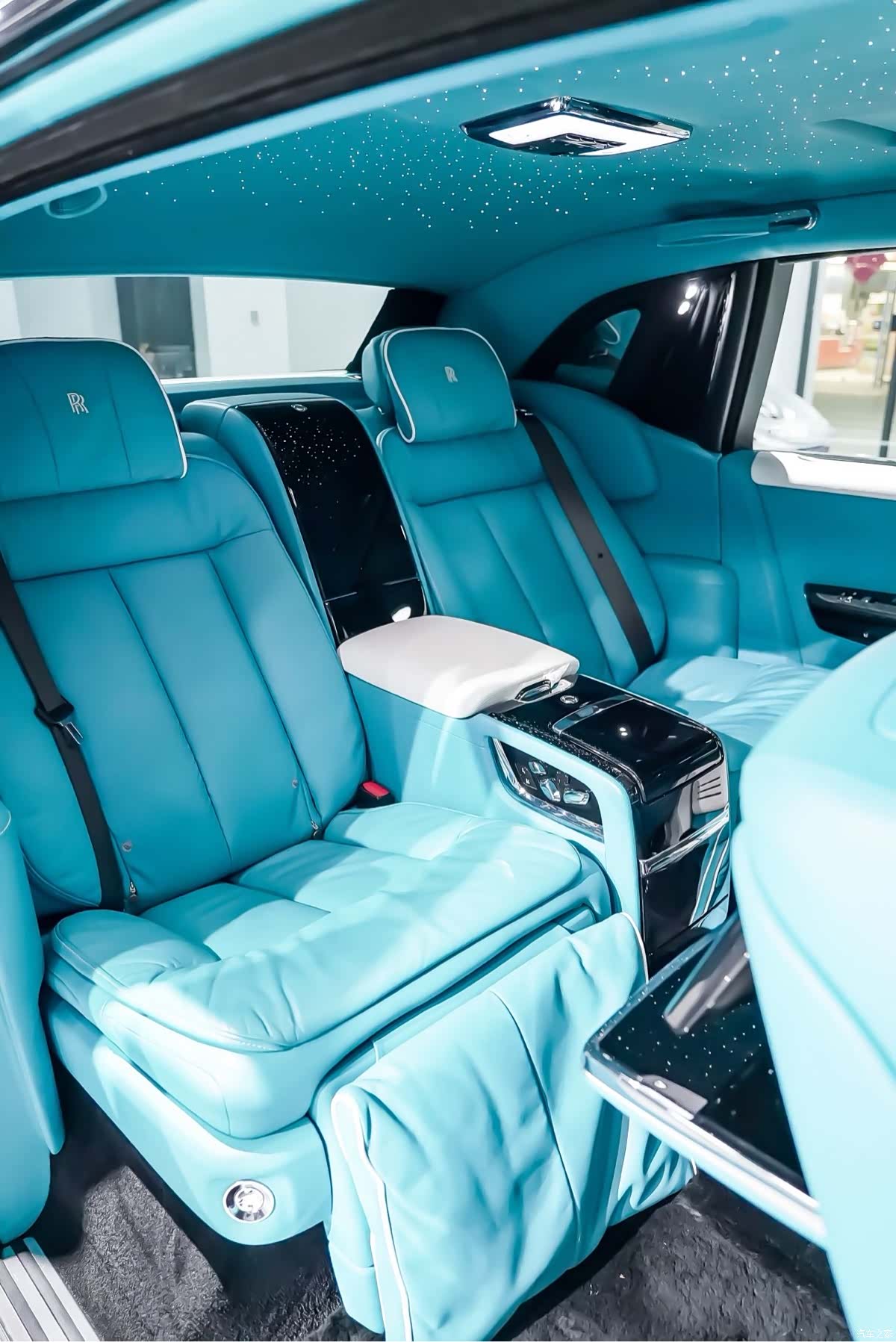 Rolls-Royce Phantom, 2020 17