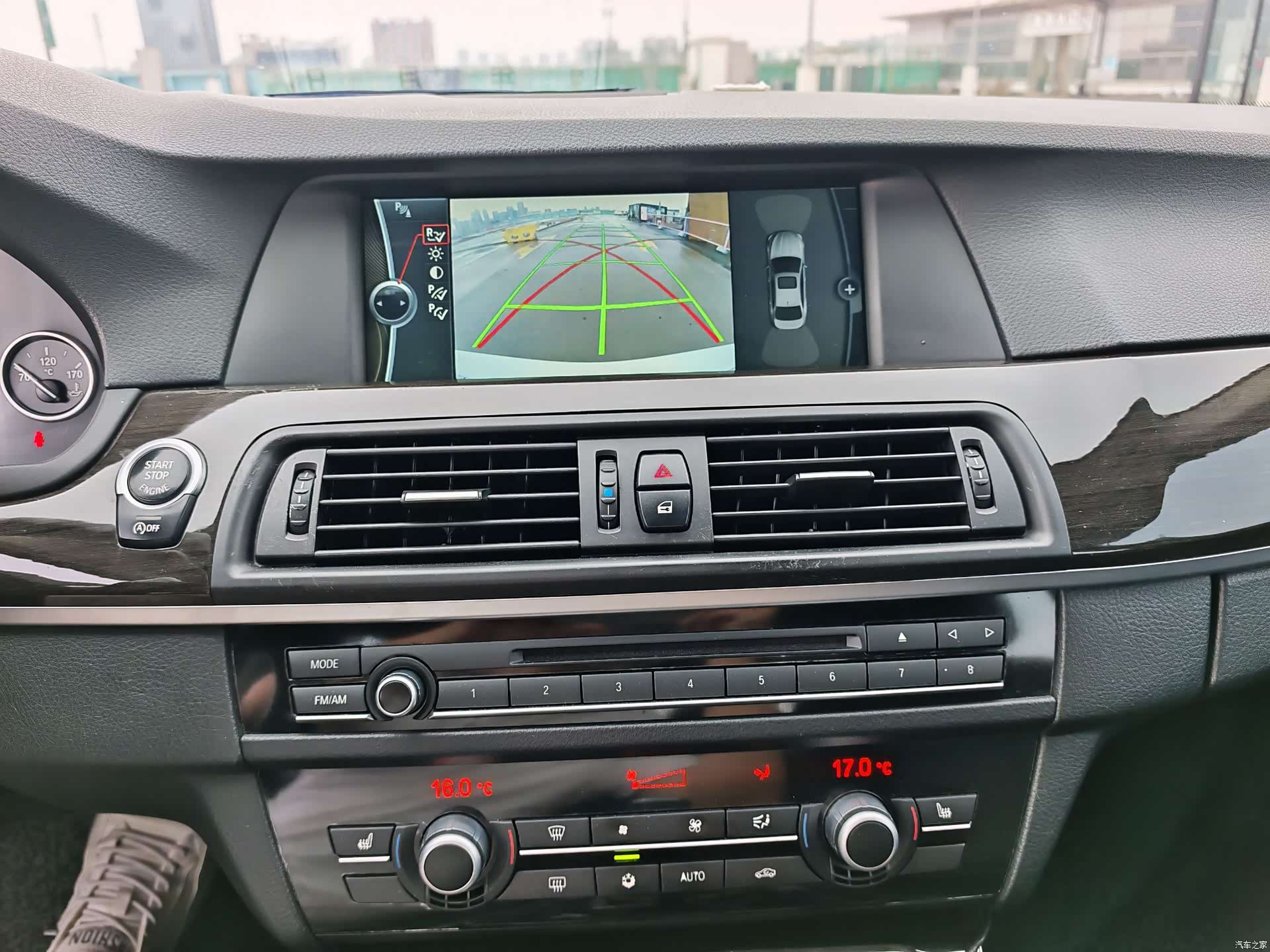BMW 5 Series, 2012 15