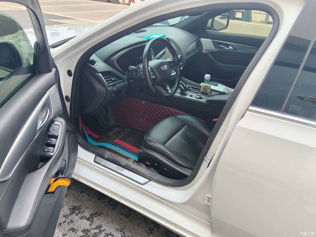 Cadillac CT5, 2021 все фото