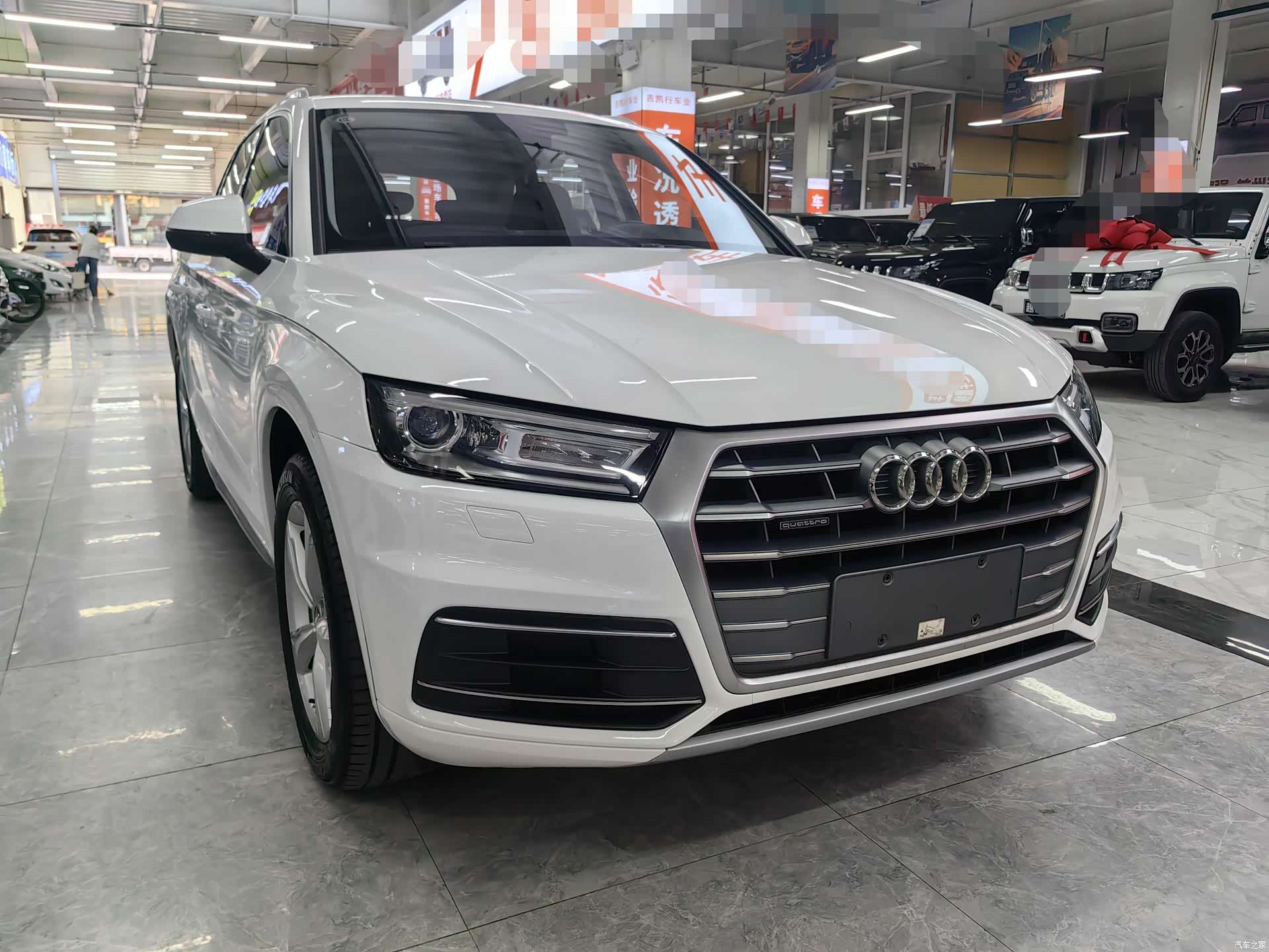Audi Q5L, 2019 3