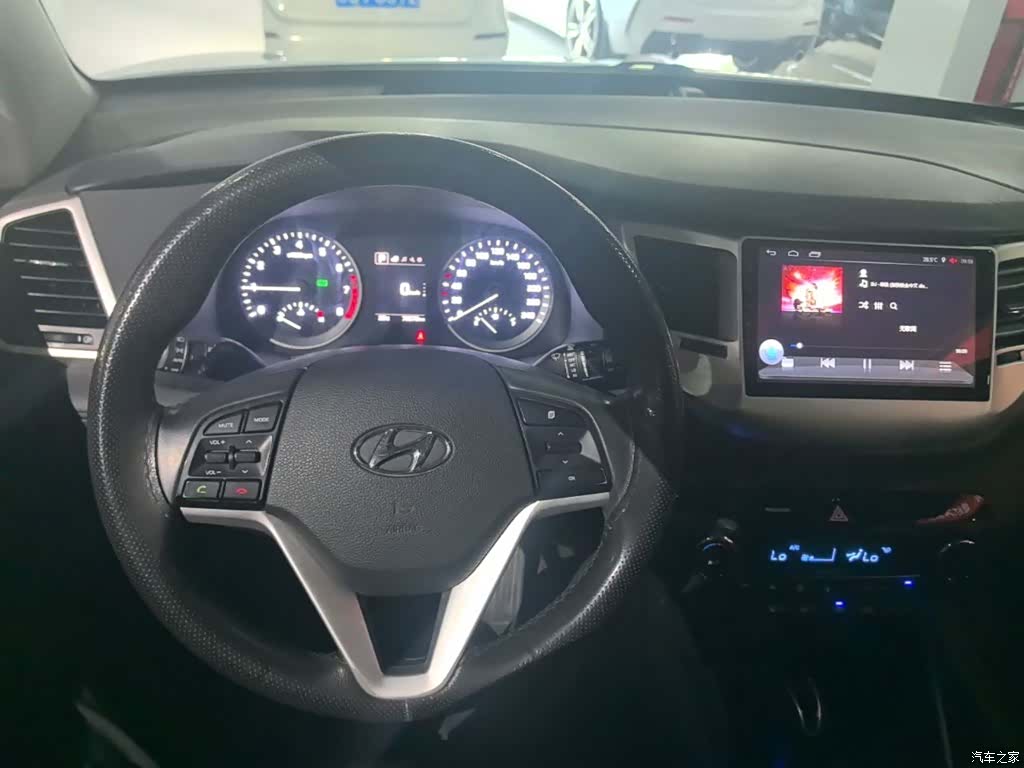 Hyundai Tucson, 2018 10