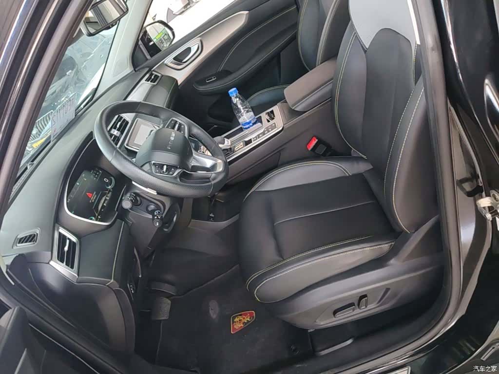 Roewe RX5, 2021 12