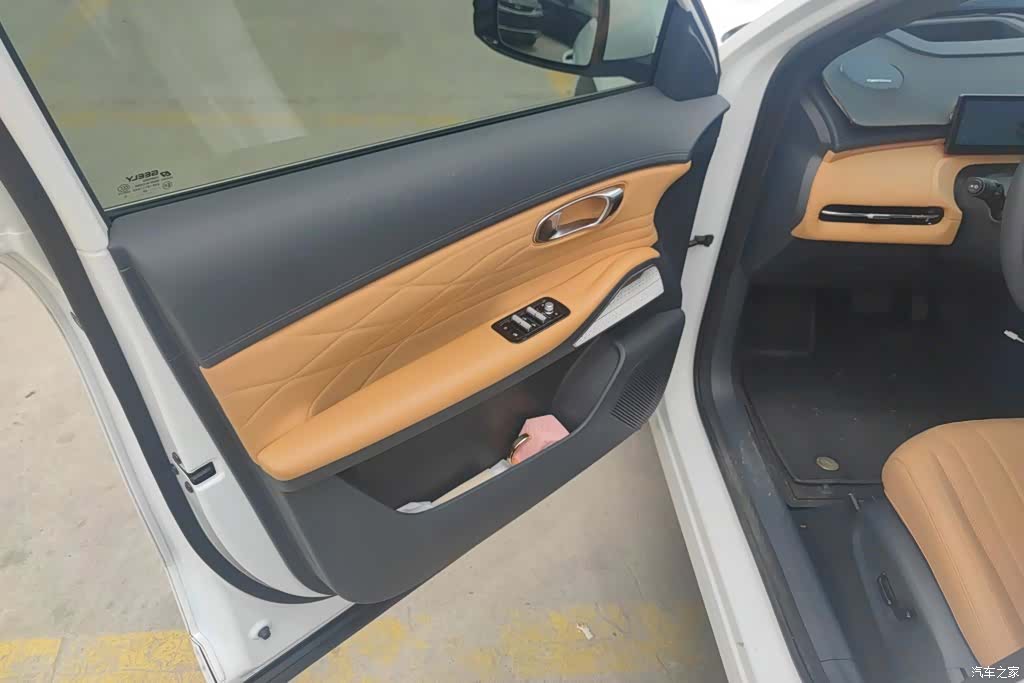 Geely 7, 2025 7