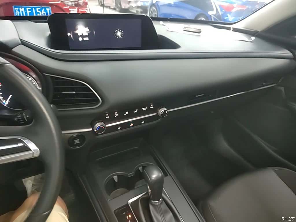 Mazda CX-30, 2021 13