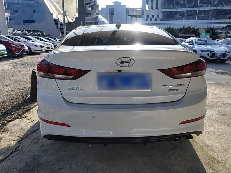 Hyundai Lead