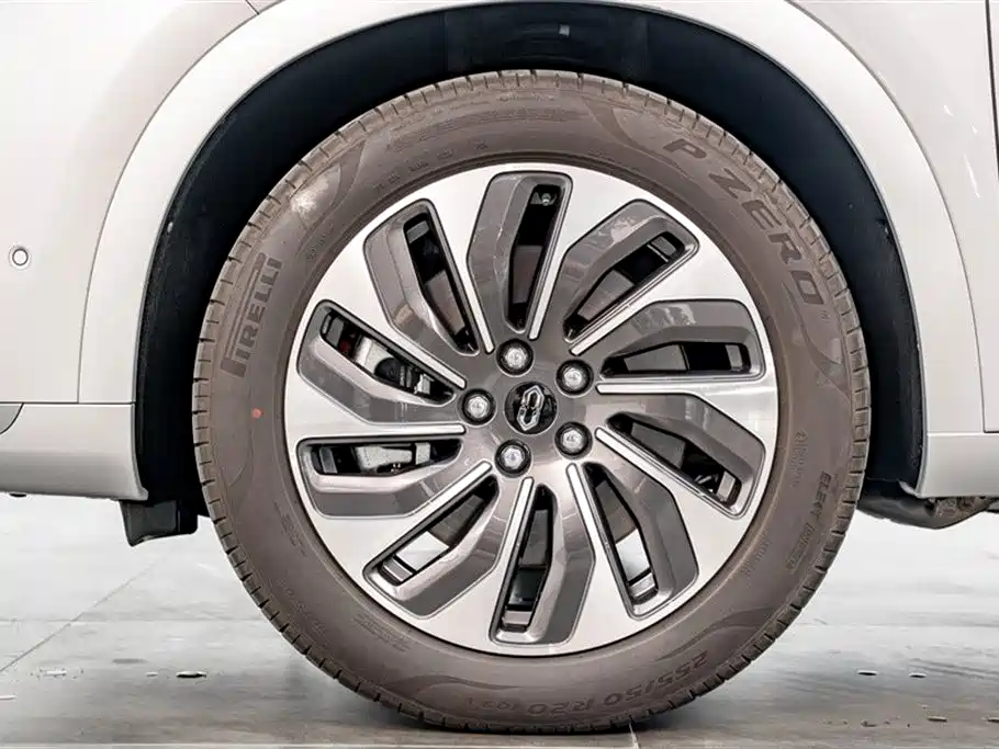 AITO Ask the world M7