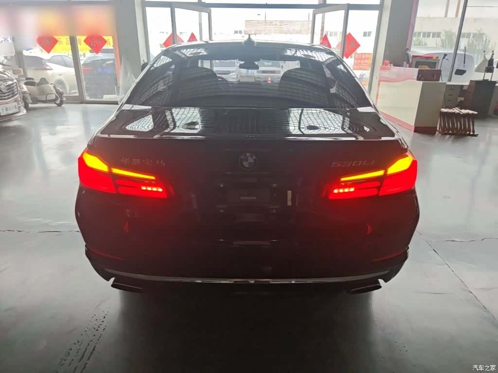 BMW 5 Series, 2018 6