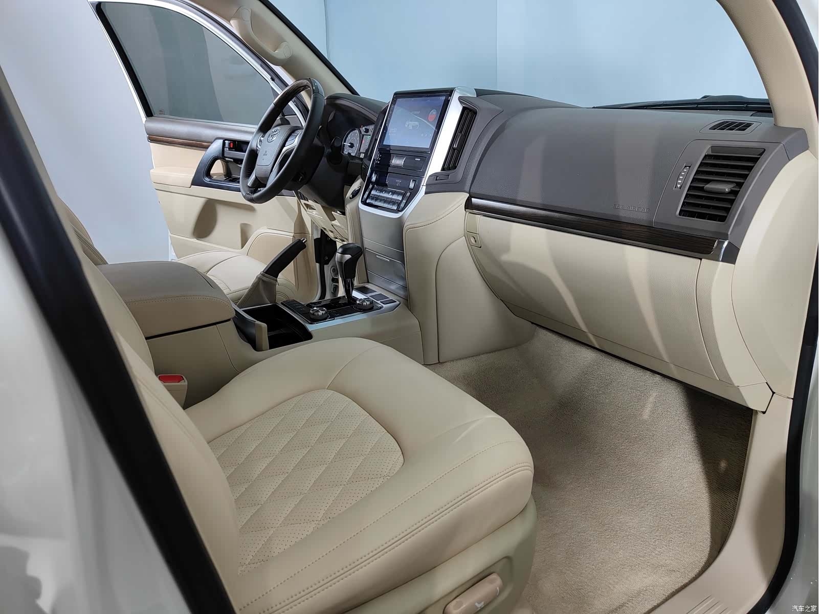 Toyota Land Cruiser, 2020 все фото
