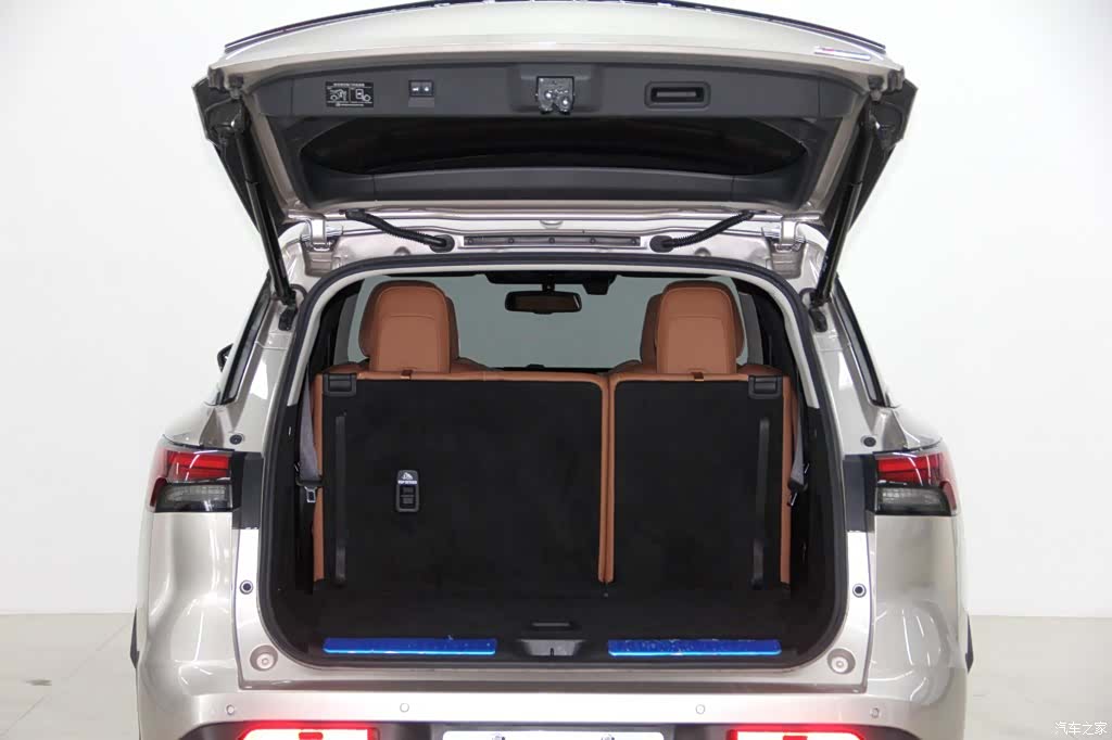 Infiniti QX60, 2026 30