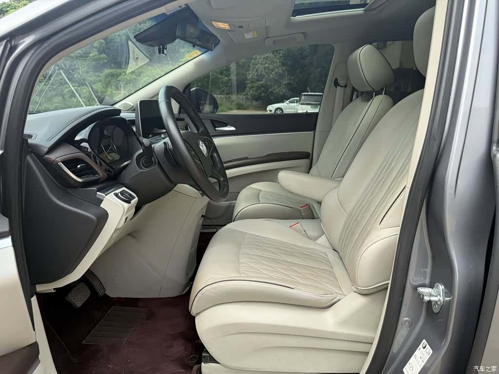 Buick GL8, 2021 7