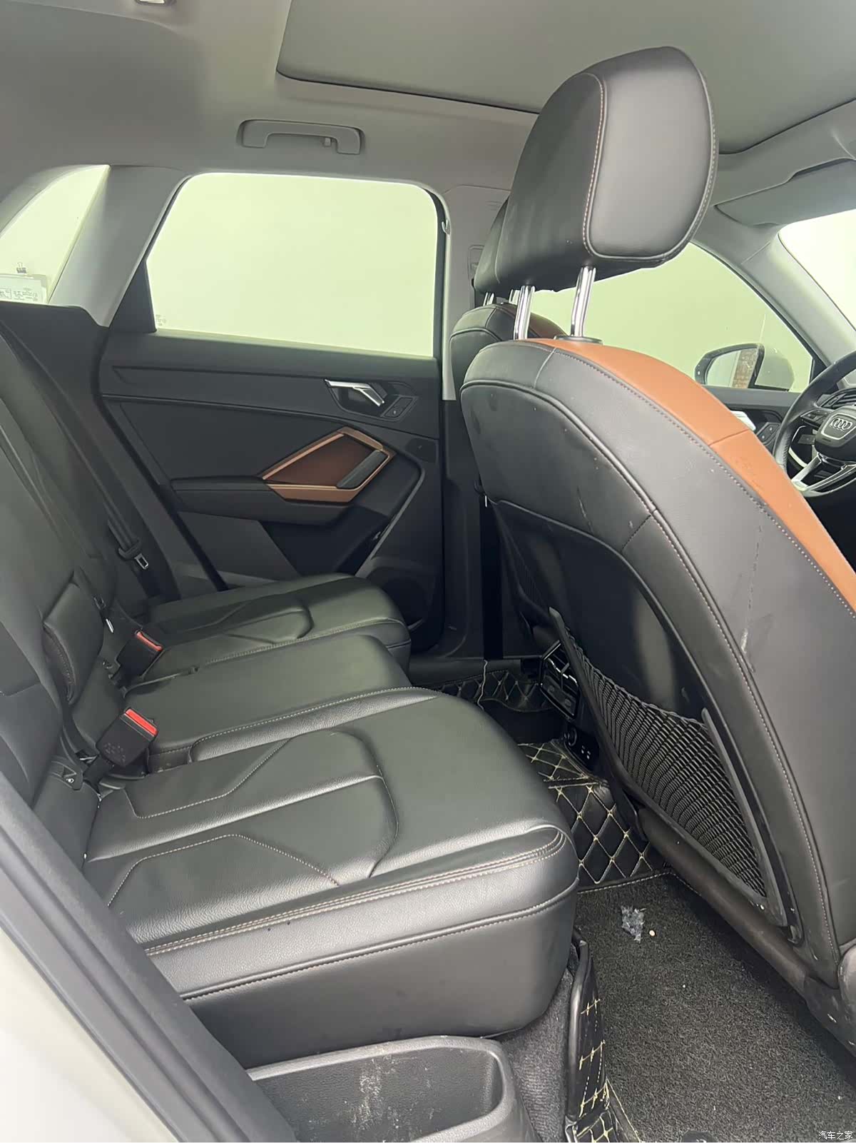 Audi Q3, 2022 10