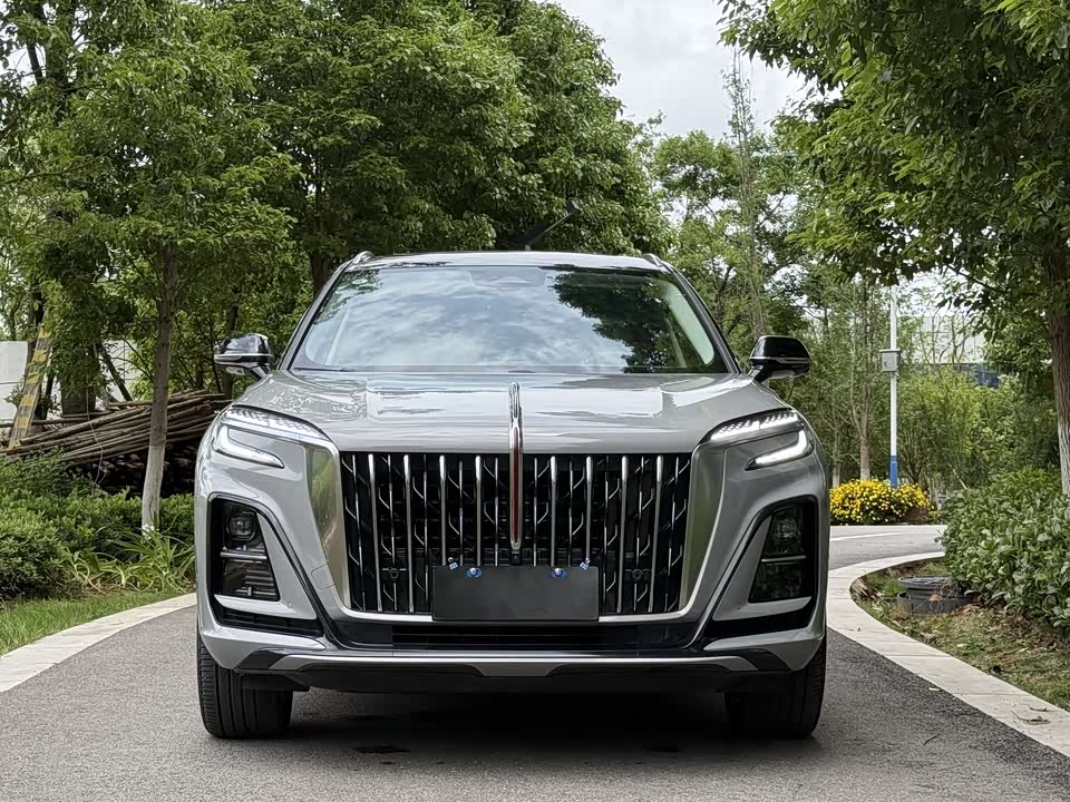 Hongqi HS3