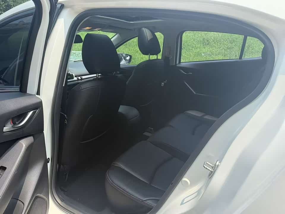 Mazda 3 Angkesaila Mazda 3 Angkesaila