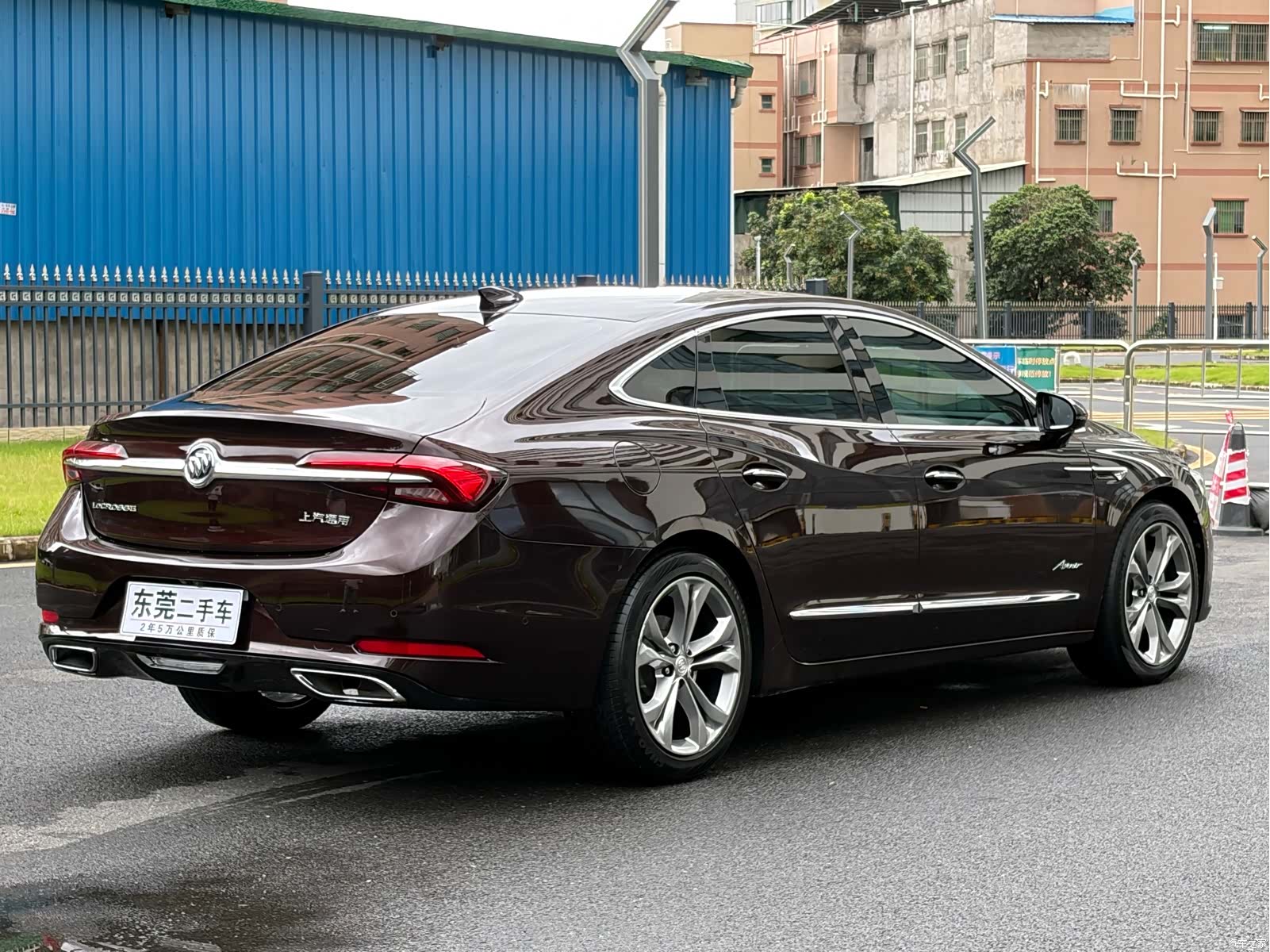Buick LaCrosse, 2021 все фото