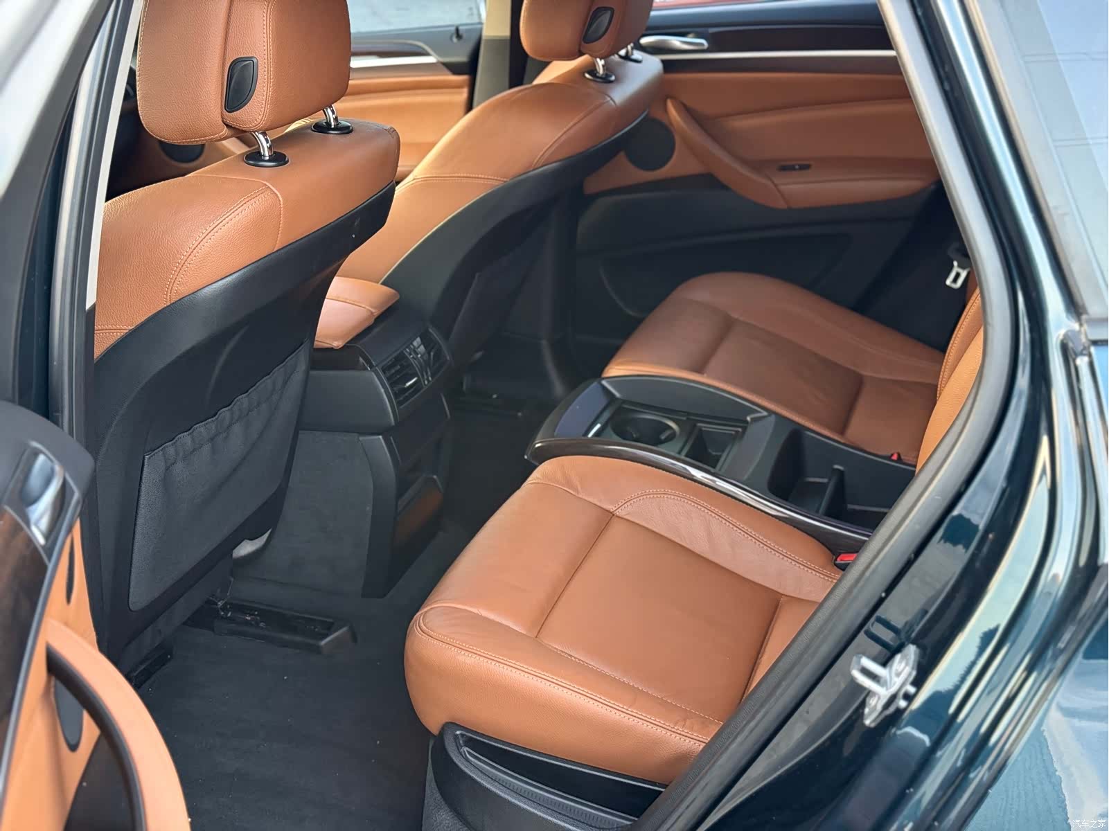 BMW X6, 2014 9
