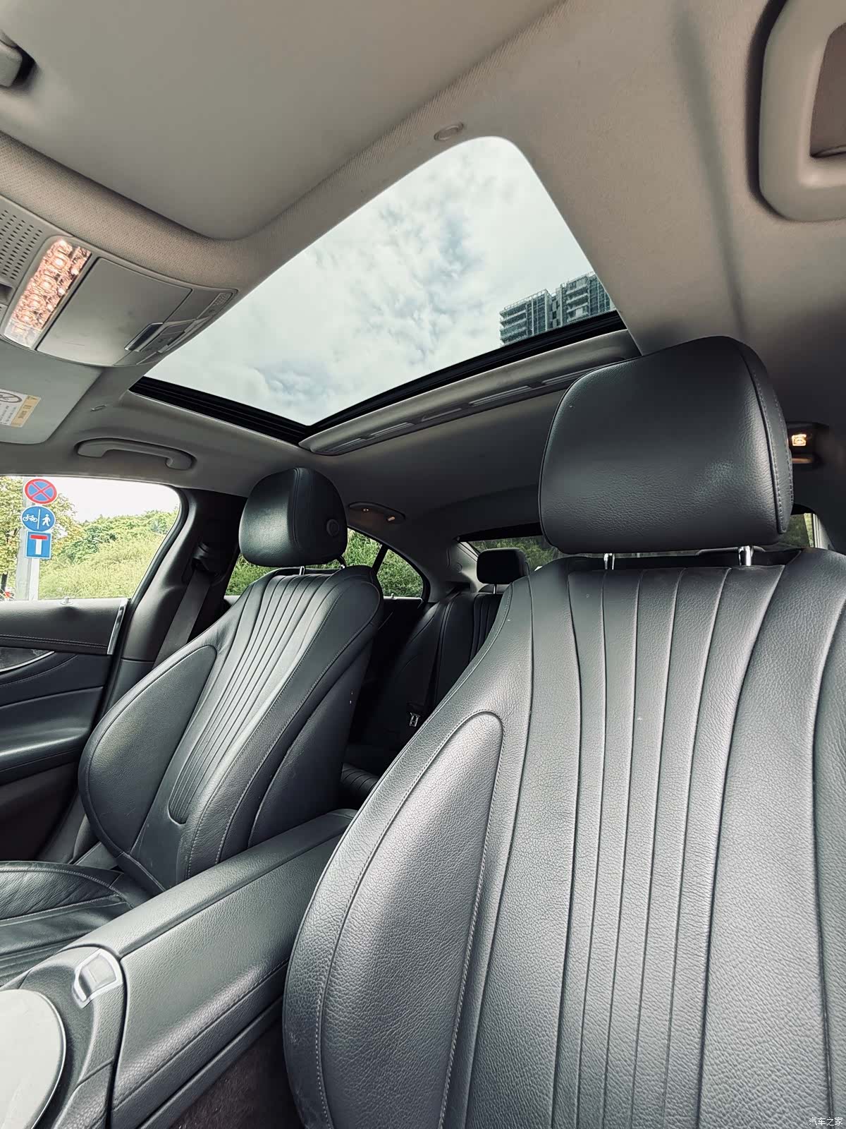 Mercedes-Benz CLS, 2019 37