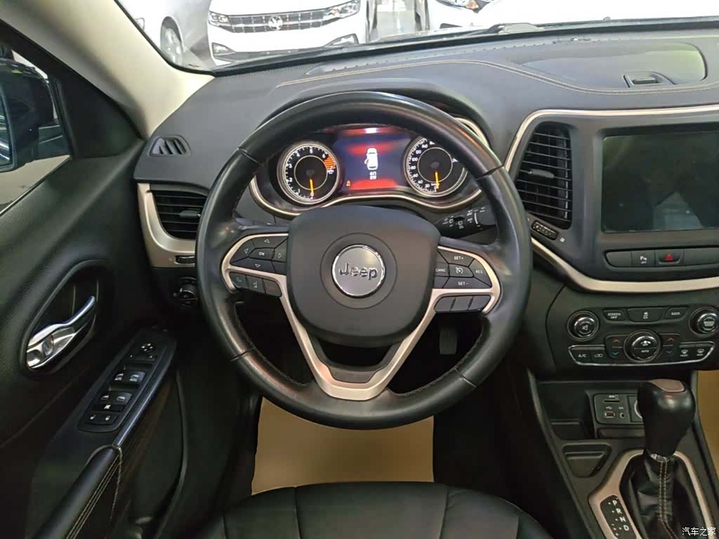 Jeep Cherokee, 2017 11