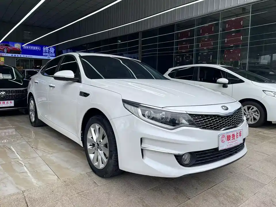 Kia K5
