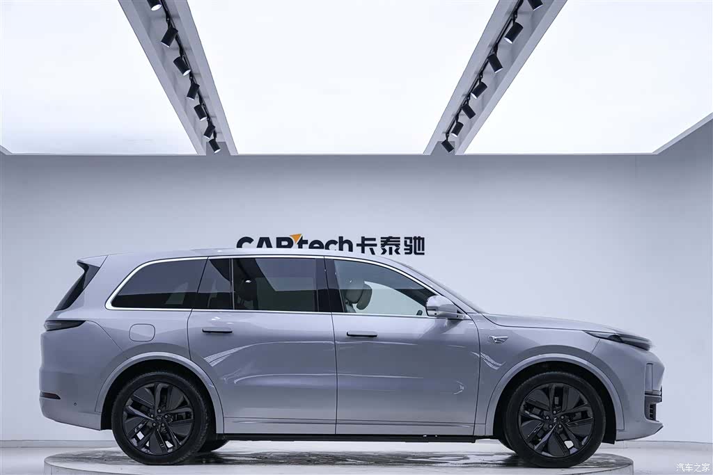 Li Auto L9, 2023 4