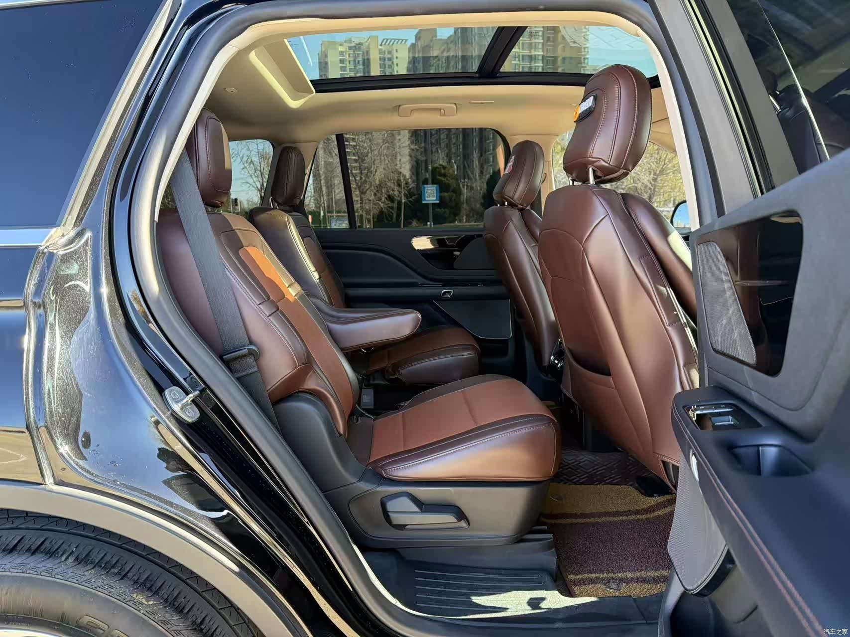Lincoln Aviator, 2021 15