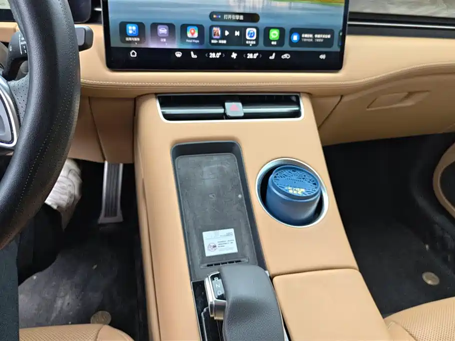 AITO Ask the world M5