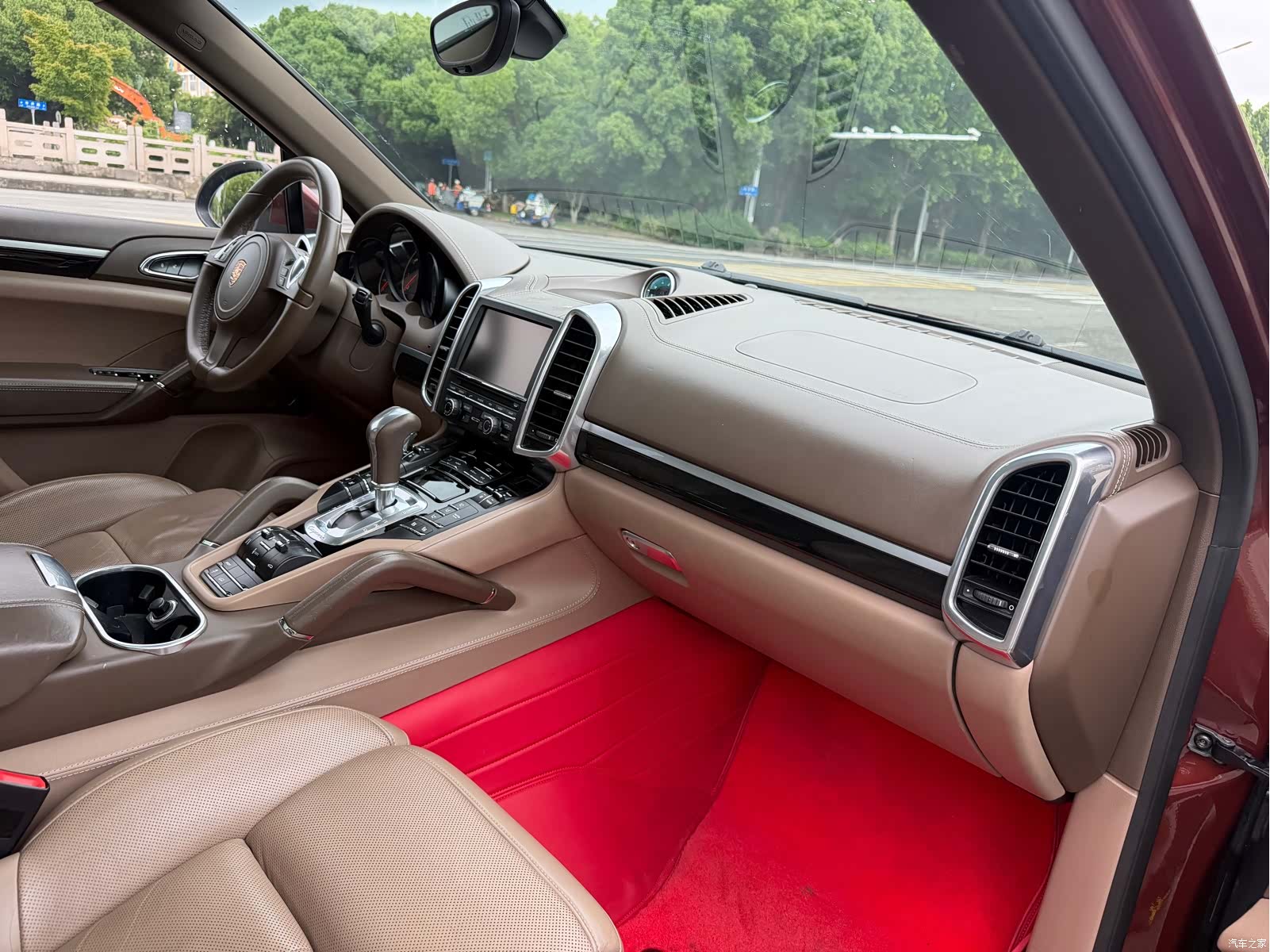 Porsche Cayenne, 2013 16