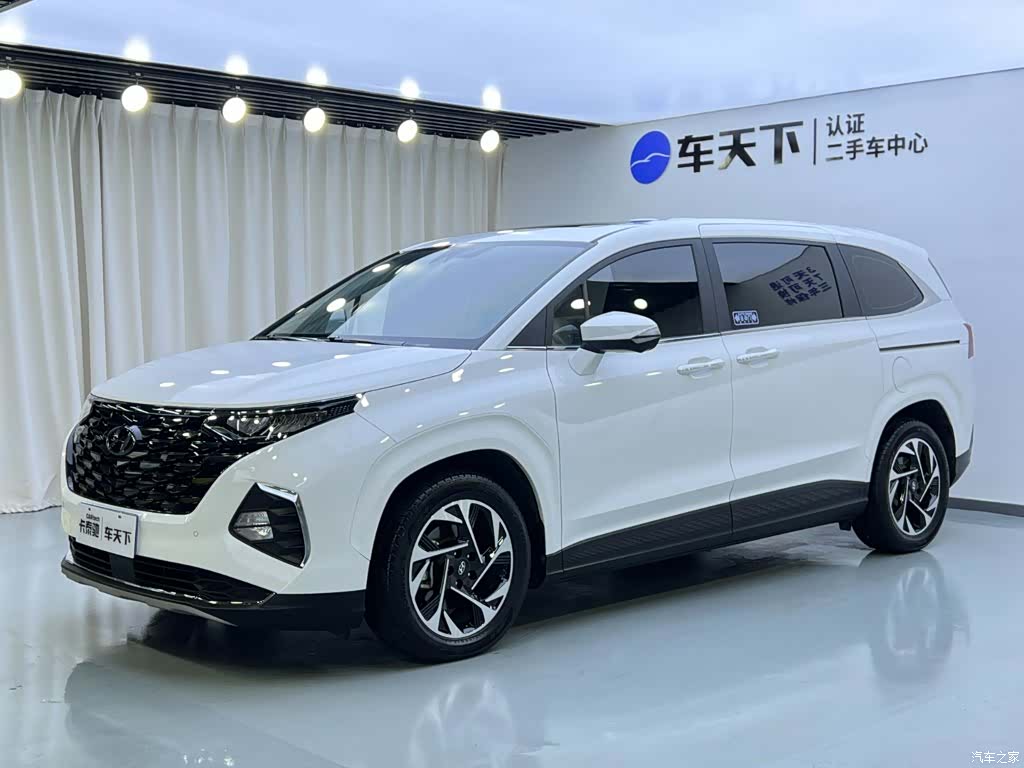 Hyundai Custo