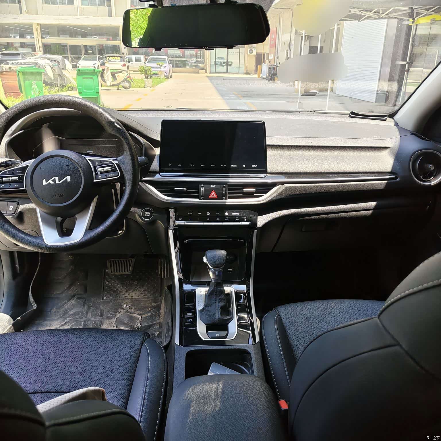 Kia K3, 2022 все фото