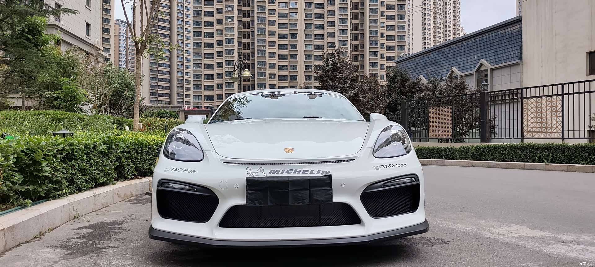 Porsche Cayman, 2019 все фото
