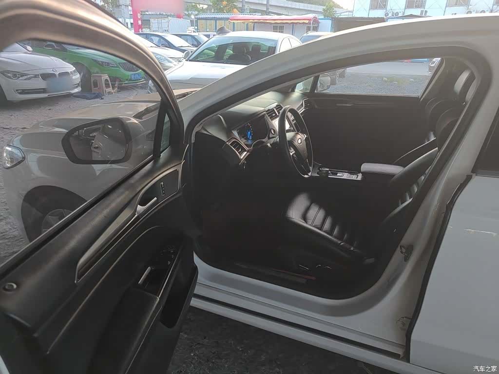 Ford Mondeo, 2017 17