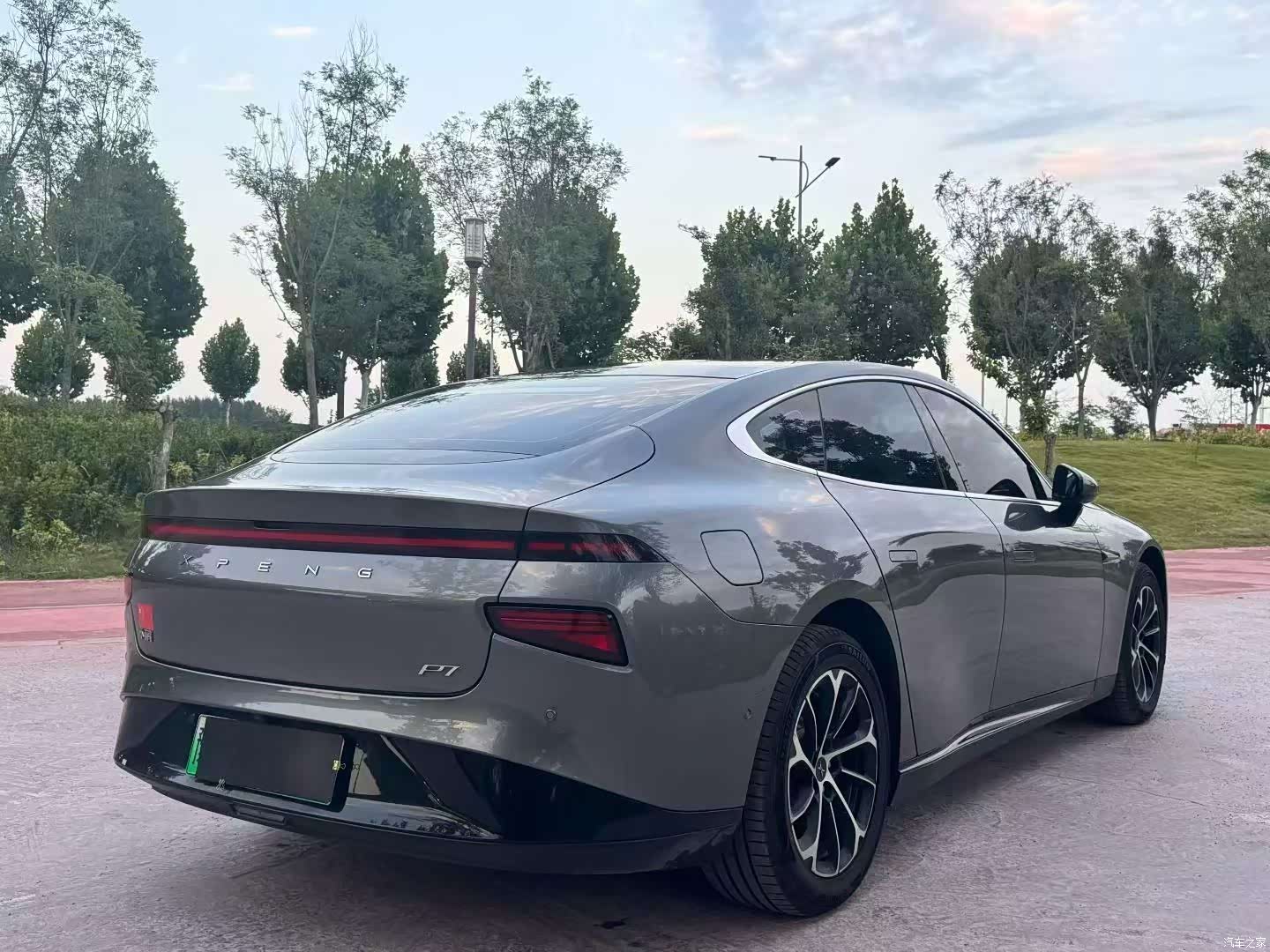 Xpeng P7, 2022 7