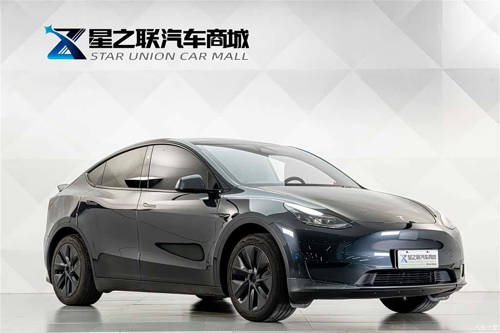 Tesla Model Y, 2025 все фото