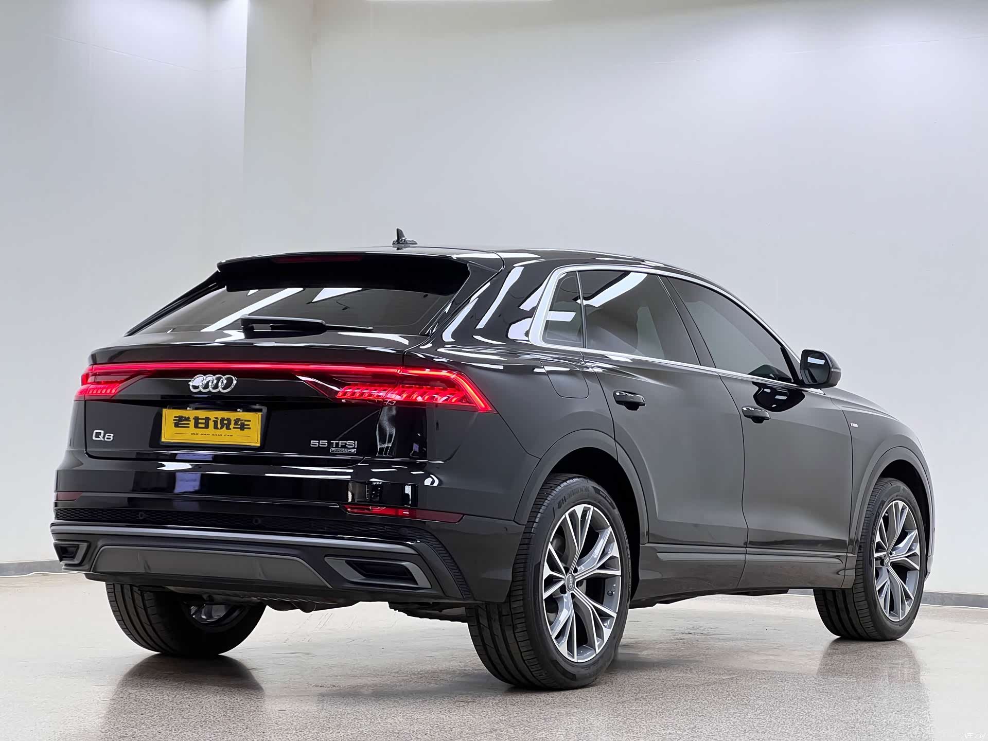 Audi Q8, 2019 6