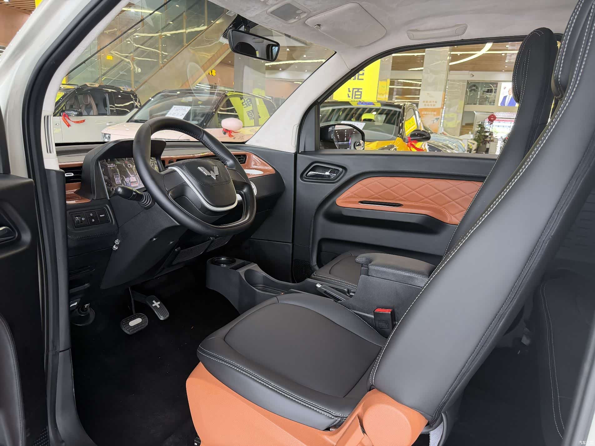 Wuling MINIEV, 2022 9