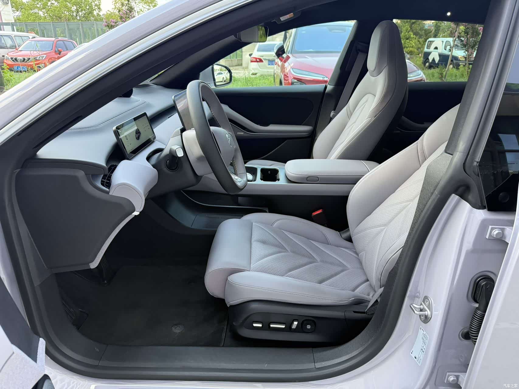NIO ET5, 2025 4