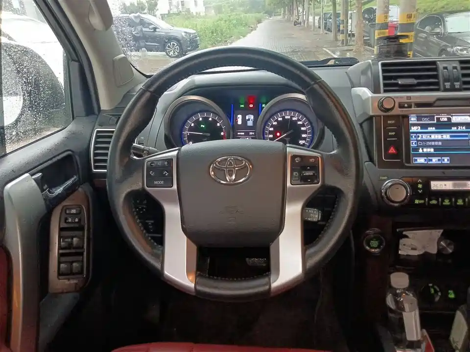 Toyota Prado