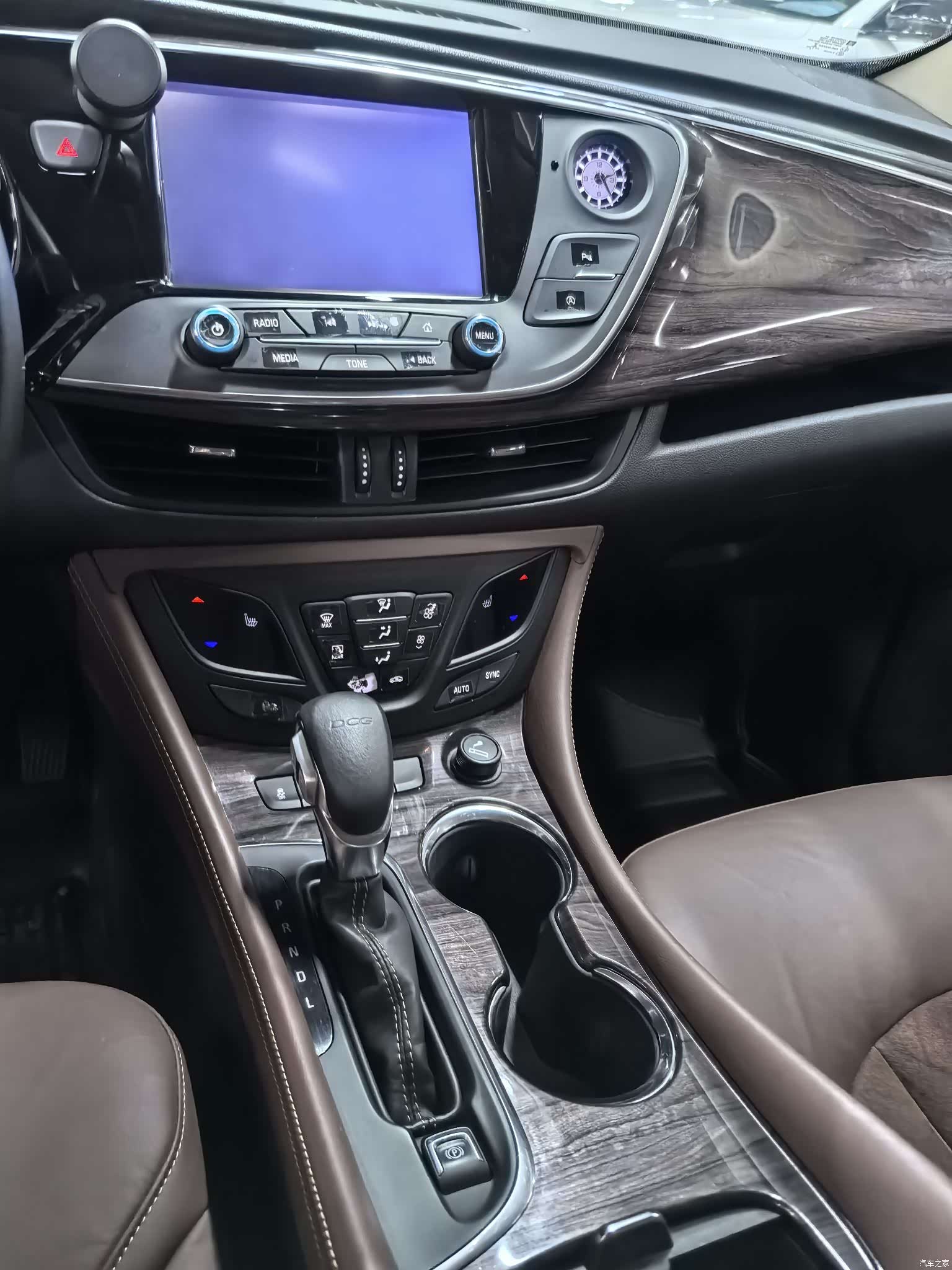 Buick Envision Plus, 2016 10