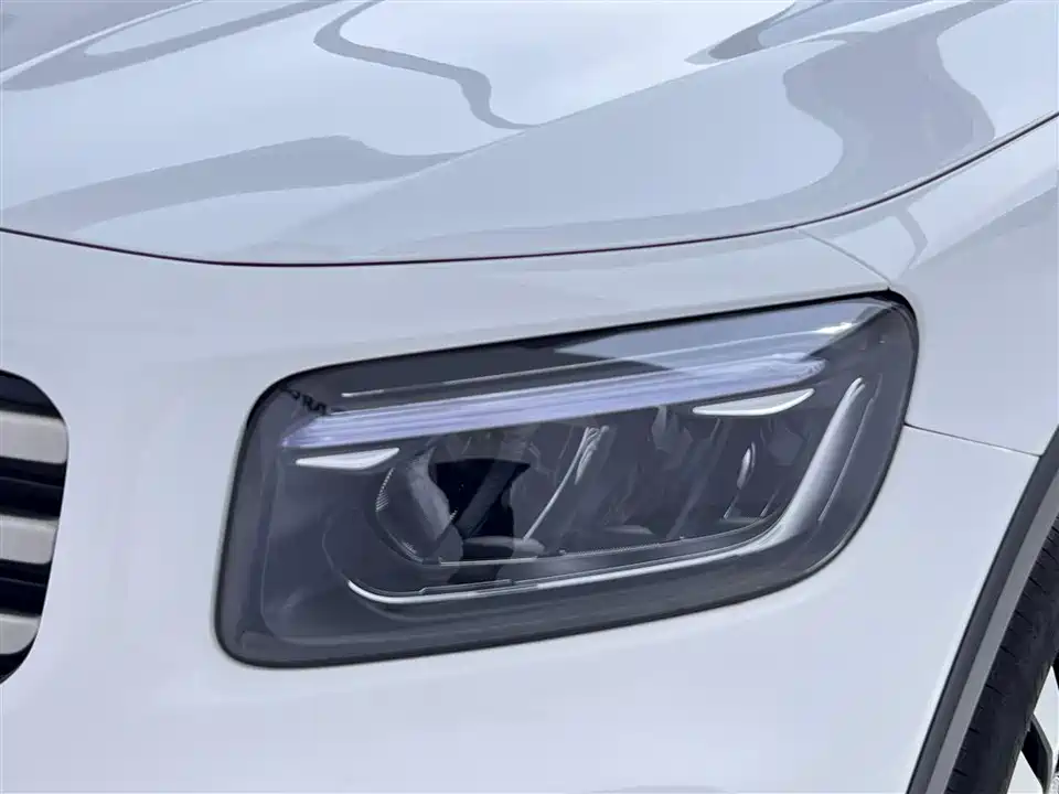 Mercedes-Benz GLB Mercedes-Benz GLB