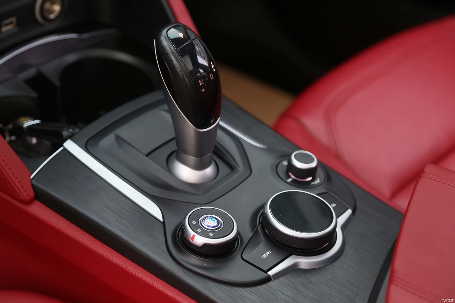 Alfa Romeo Stelvio, 2019 все фото