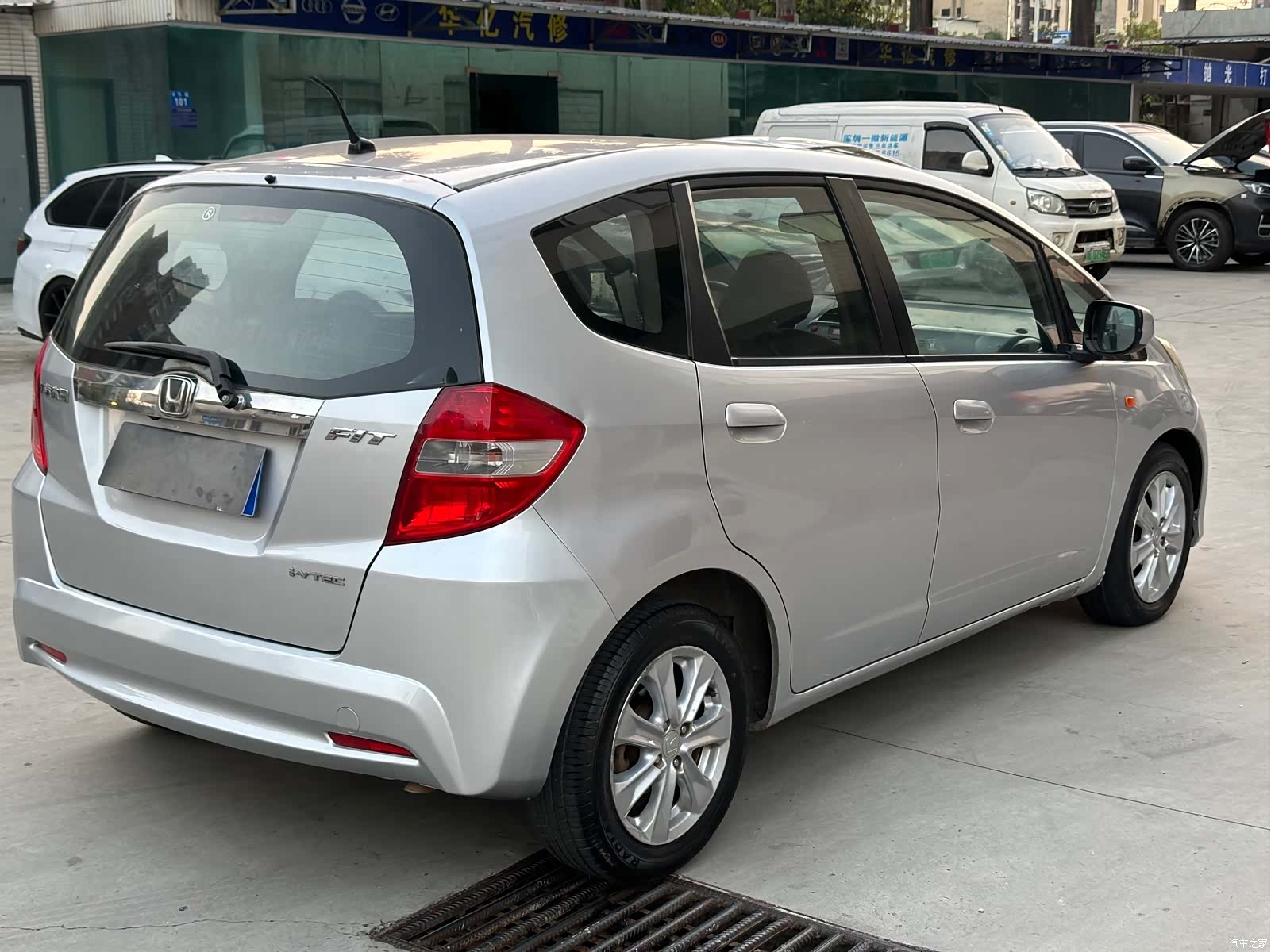 Honda Fit, 2011 8