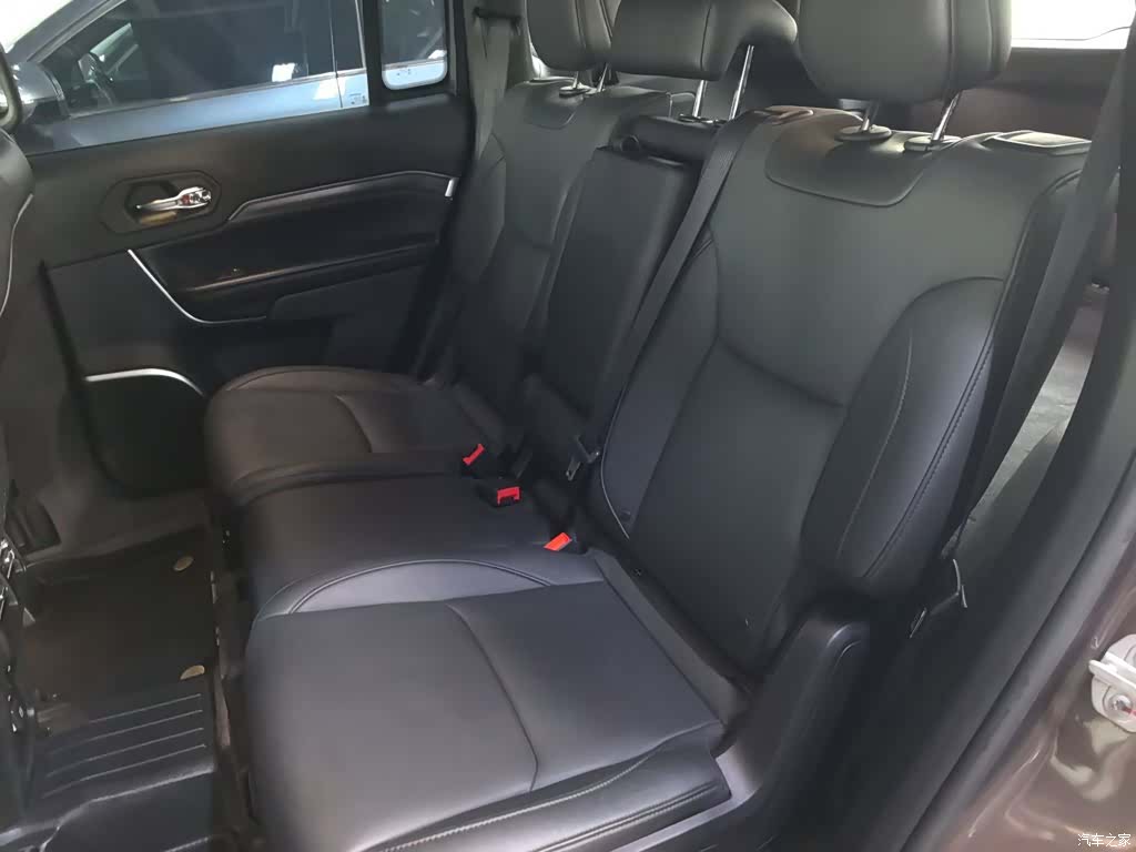 Jeep V, 2020 13