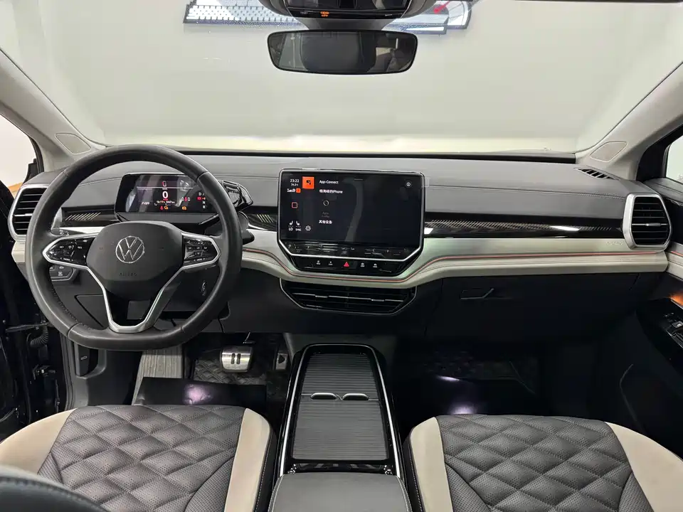 Volkswagen ID.6 CROZZ